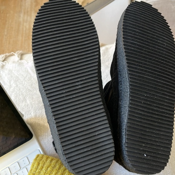 Free People Brand New Laidback London Setsu Shearling Black winter boot 🌈❤️ - Picture 5 of 12